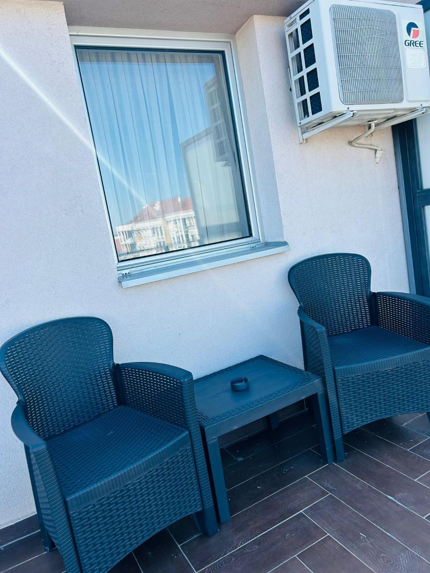Garni Hotel Ema Kragujevac Esterno foto