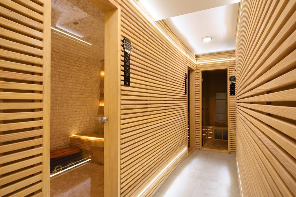 Garni Hotel Ema Kragujevac Esterno foto